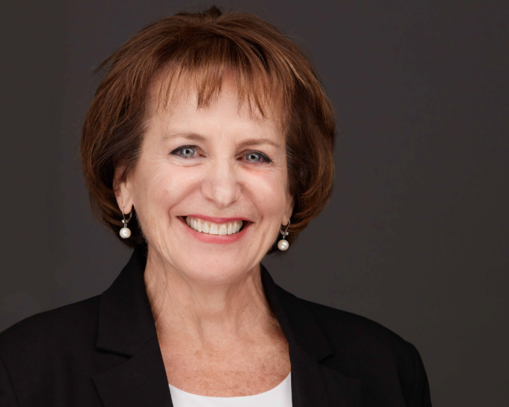 tricia ricke headshot